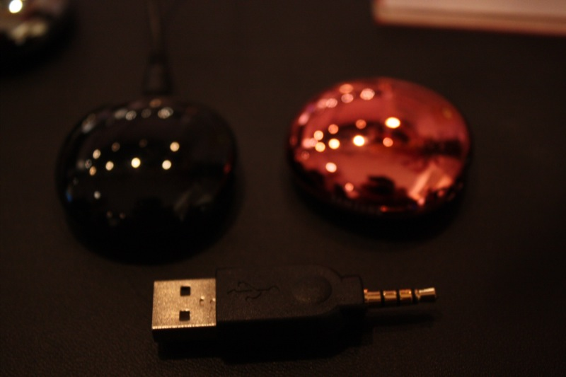 Illustration for article titled The Shiniest Pebble: Samsung's S2 MP3 Player